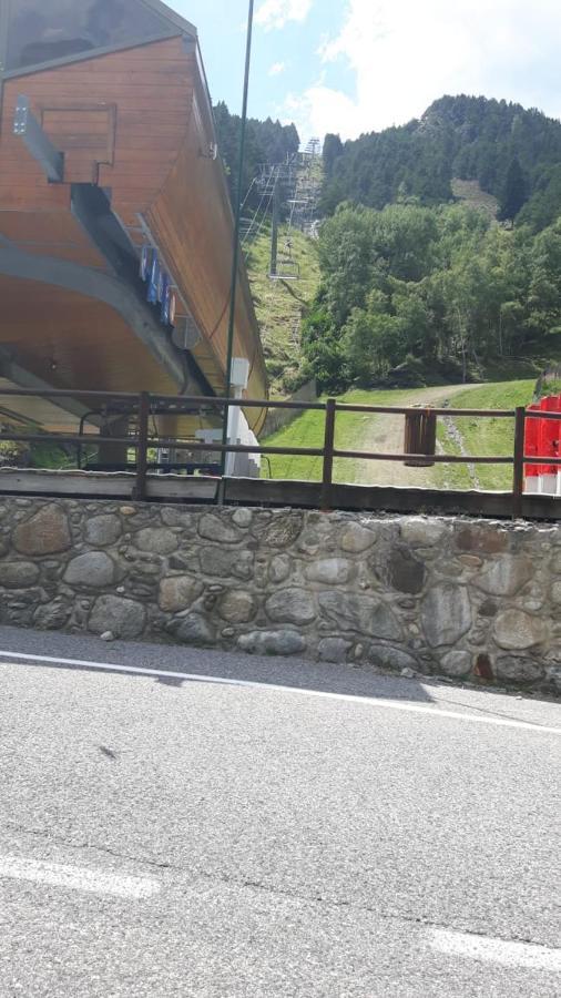 Comfortable Studio With Mountain View In Arinsal 40 M² + Ski Storage Exteriör bild
