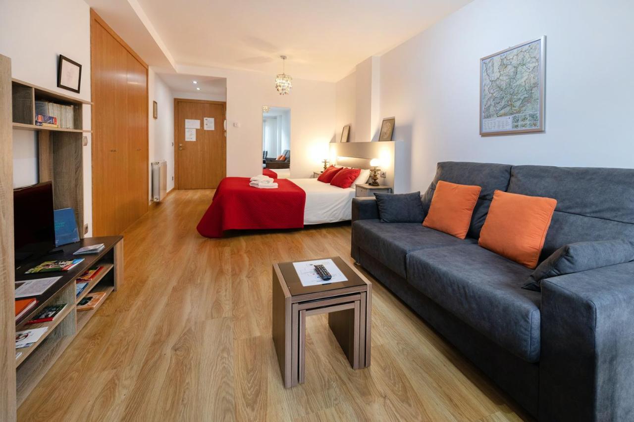 Comfortable Studio With Mountain View In Arinsal 40 M² + Ski Storage Exteriör bild